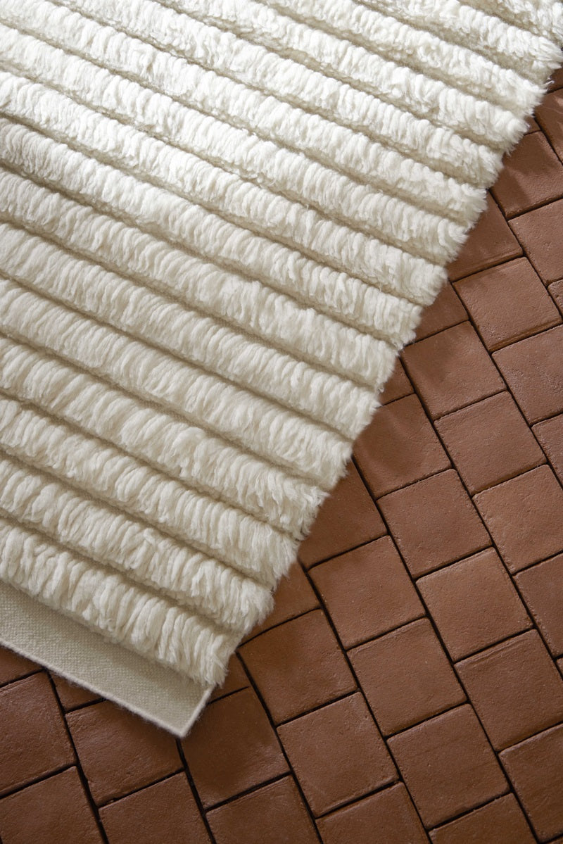 Design vloerkleed Gan Rugs Lines White; Design vloerkleed Gan Rugs Lines White; Design vloerkleed Gan Rugs Lines White; Design vloerkleed Gan Rugs Lines White; Design vloerkleed Gan Rugs Lines White; Design vloerkleed Gan Rugs Lines White; Design vloerkleed Gan Rugs Lines White