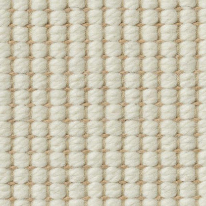 Design vloerkleed Woodnotes Minore Natural White 17151001; Design vloerkleed Woodnotes Minore Natural White 17151001; Design vloerkleed Woodnotes Minore Natural White 17151001